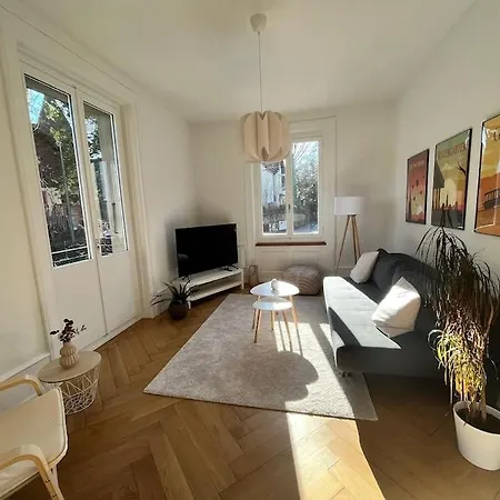 Luxuswohnung In Der Stadt *